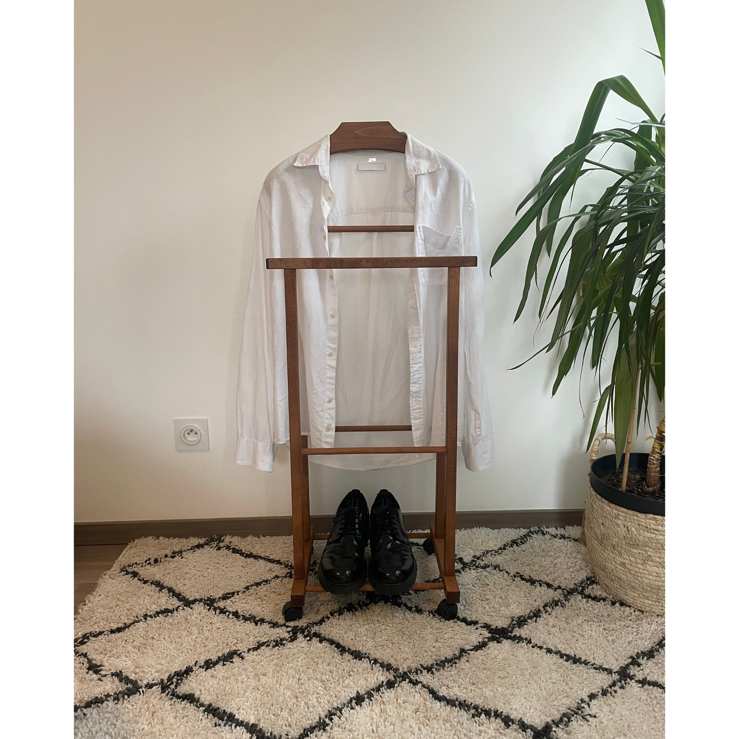 Valet de Chambre en Bois - Kovvn